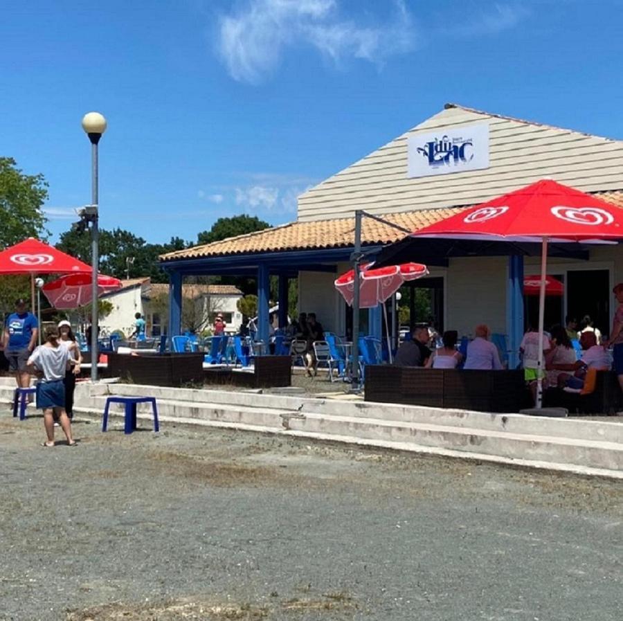 Camping Du Lac De Saujon Esterno foto