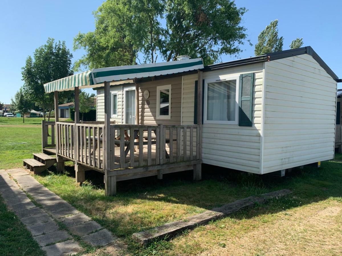 Camping Du Lac De Saujon Esterno foto