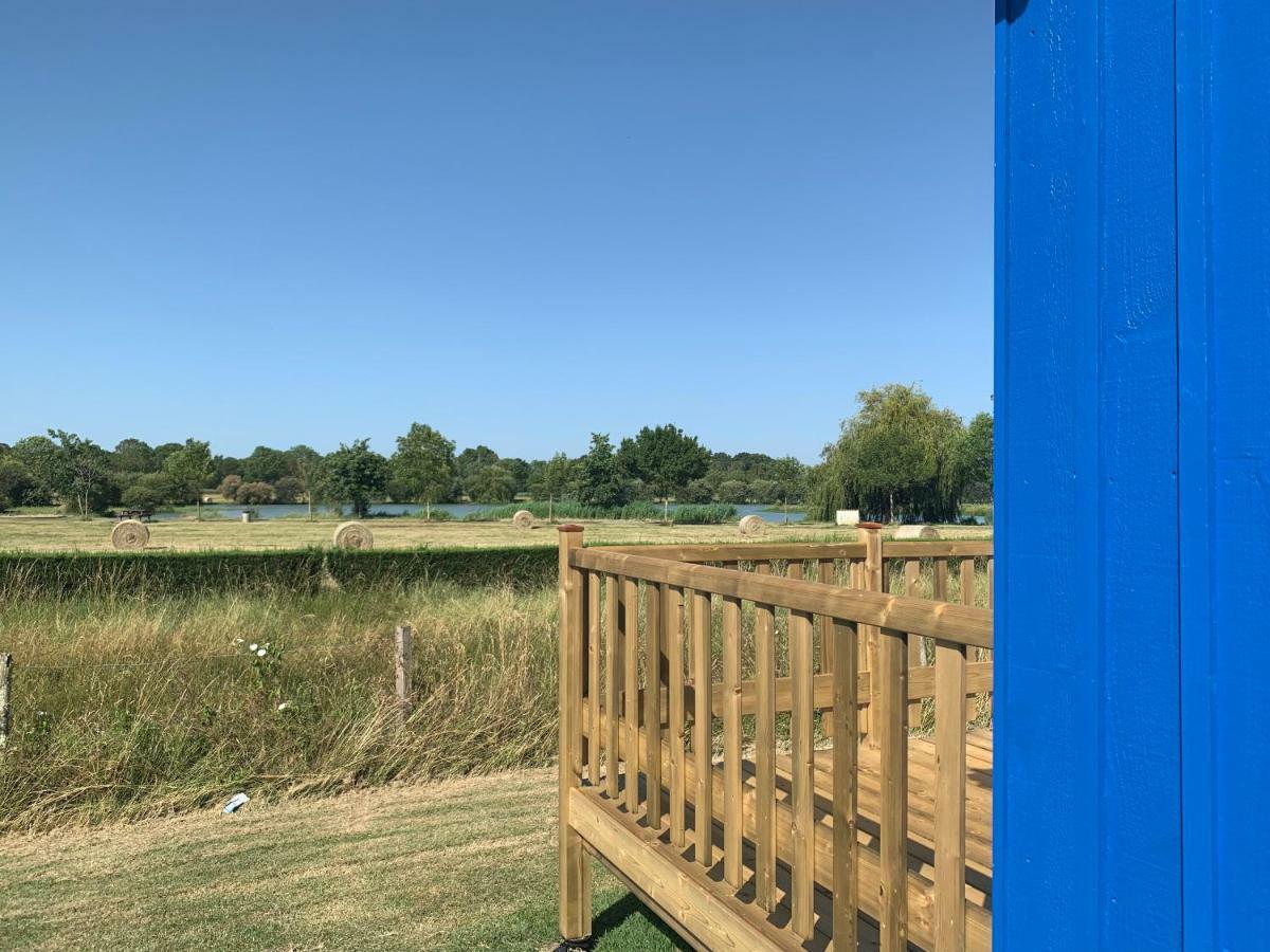 Camping Du Lac De Saujon Esterno foto